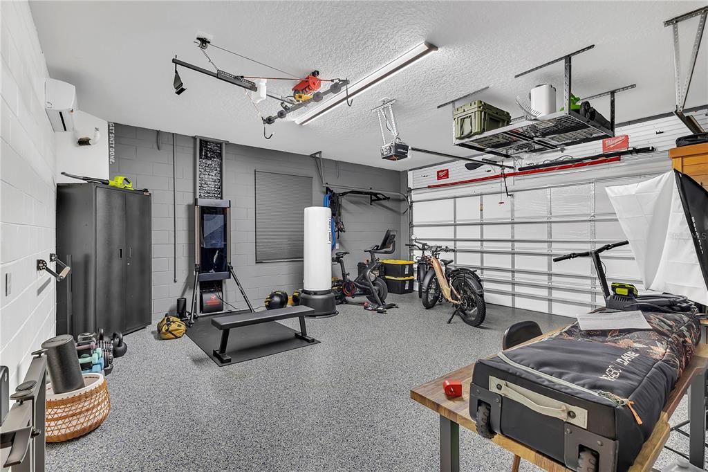 Activo con contrato: $720,000 (5 camas, 3 baños, 2934 Pies cuadrados)