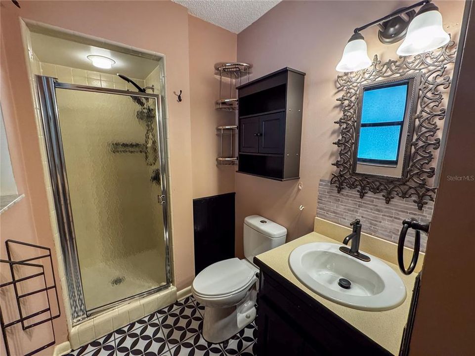 En Venta: $359,000 (3 camas, 2 baños, 1783 Pies cuadrados)