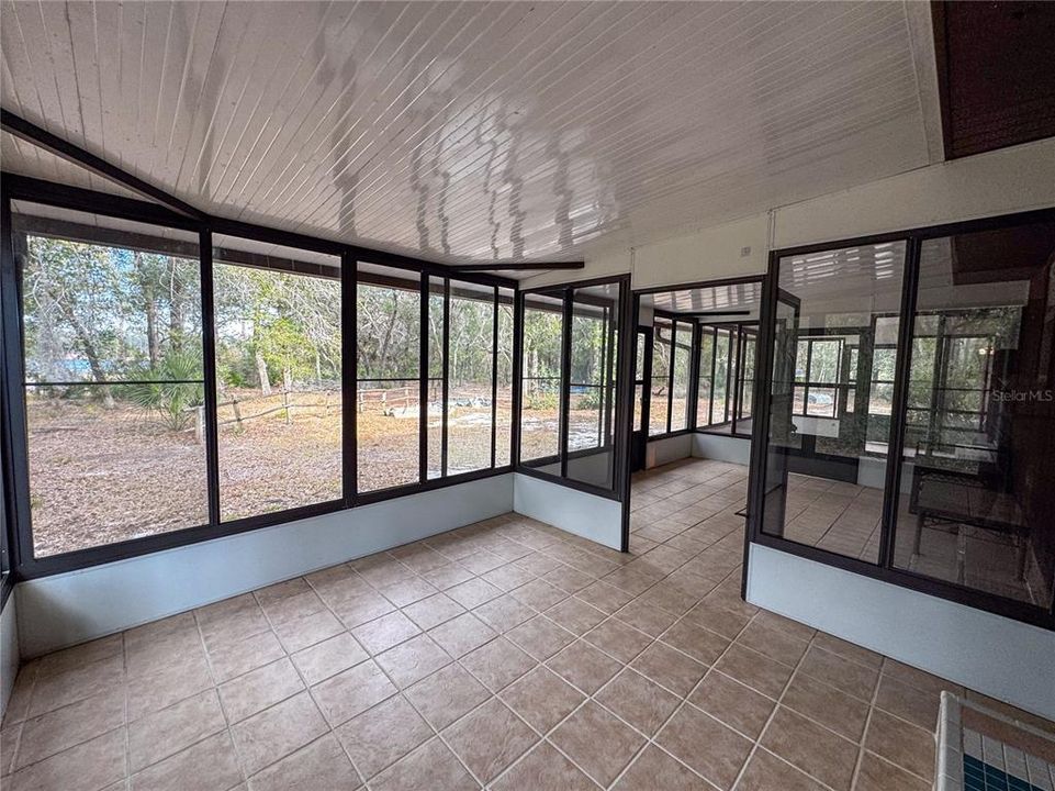 En Venta: $359,000 (3 camas, 2 baños, 1783 Pies cuadrados)