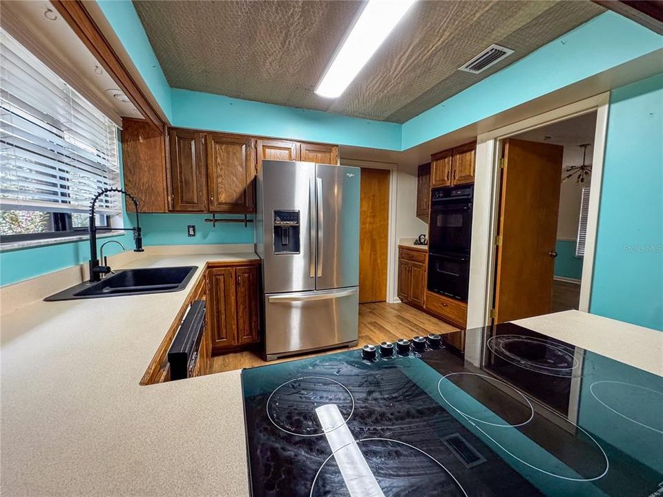 En Venta: $359,000 (3 camas, 2 baños, 1783 Pies cuadrados)