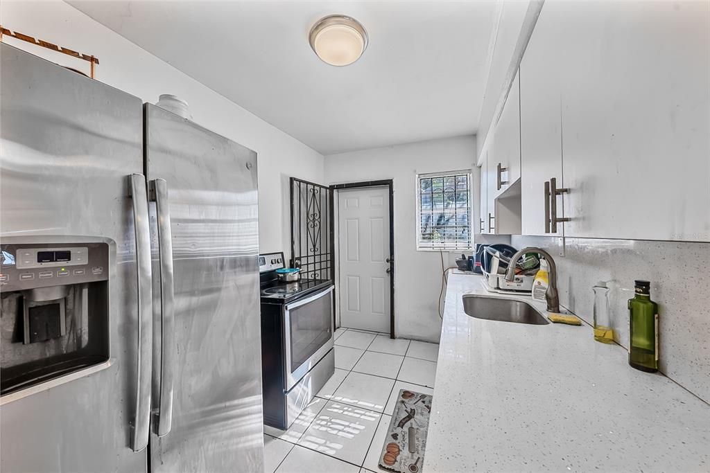 For Sale: $600,000 (4 beds, 0 baths, 1408 Square Feet)