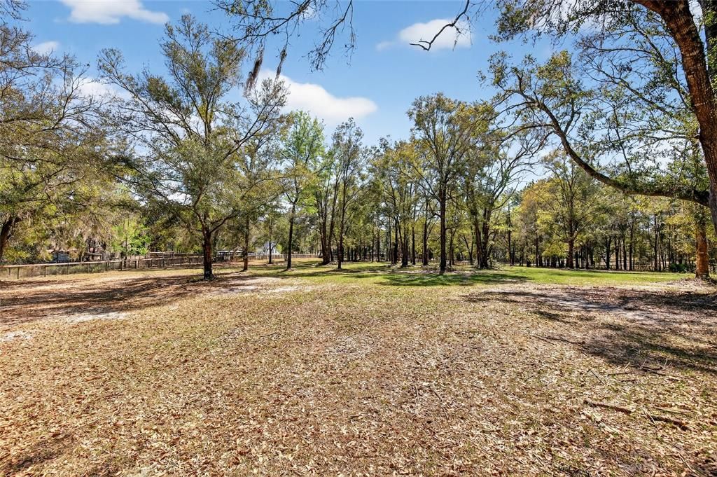 На продажу: $699,900 (5 спален, 3 ванн, 2280 Квадратных фут)