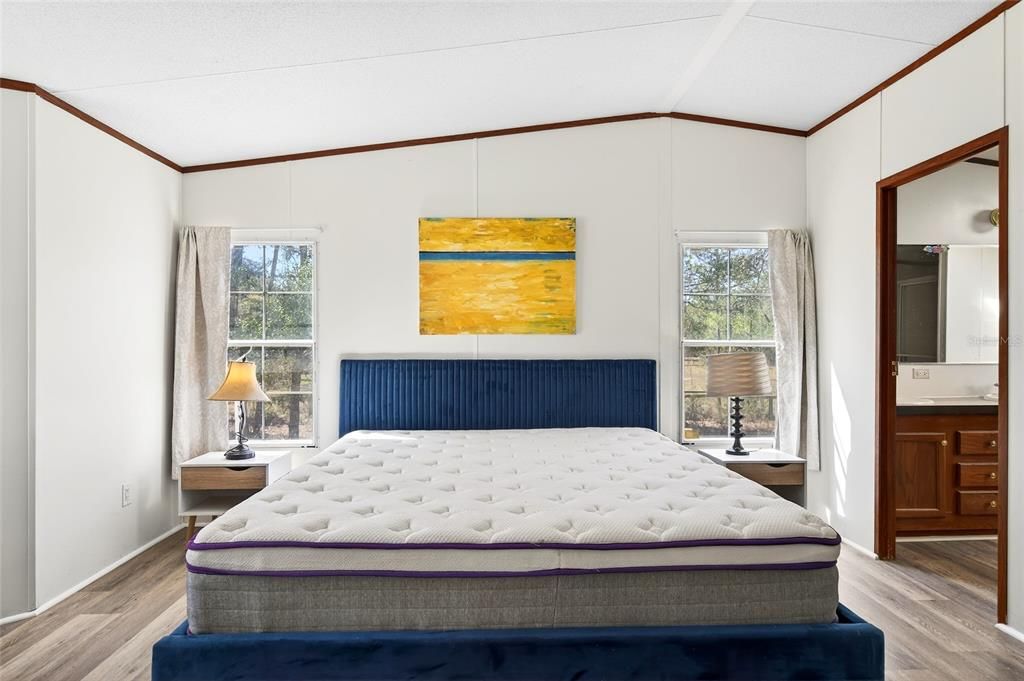 На продажу: $699,900 (5 спален, 3 ванн, 2280 Квадратных фут)