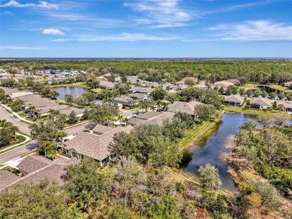 Active With Contract: $319,000 (2 beds, 2 baths, 1366 Square Feet)