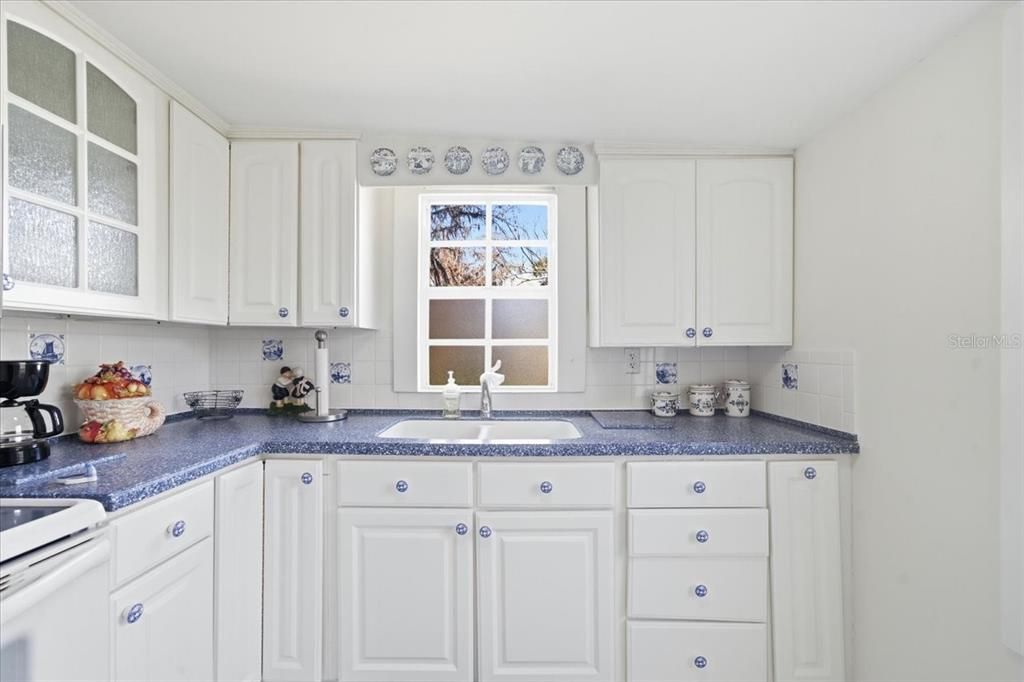 En Venta: $450,000 (3 camas, 1 baños, 1200 Pies cuadrados)