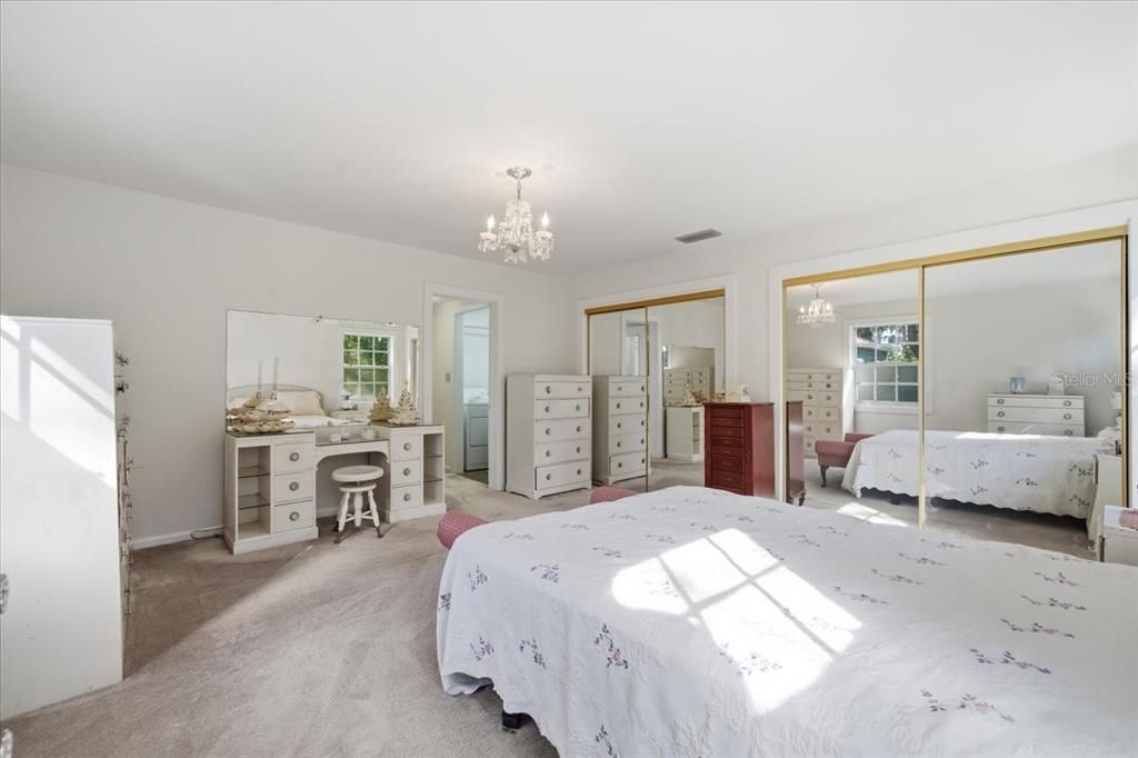 En Venta: $450,000 (3 camas, 1 baños, 1200 Pies cuadrados)