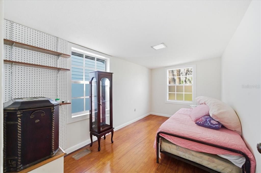 En Venta: $450,000 (3 camas, 1 baños, 1200 Pies cuadrados)