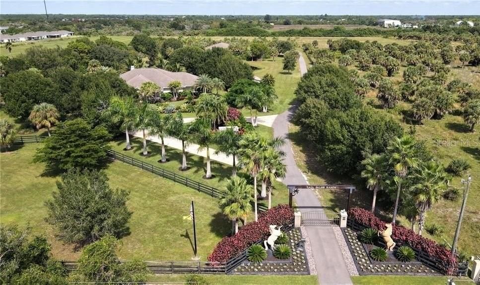 For Sale: $899,900 (5 beds, 2 baths, 3645 Square Feet)