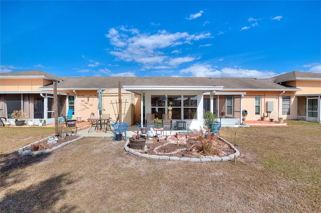 For Sale: $160,000 (1 beds, 1 baths, 648 Square Feet)