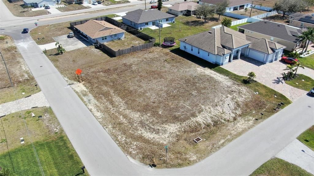 Activo con contrato: $80,000 (0.27 acres)