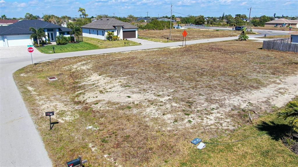 Activo con contrato: $80,000 (0.27 acres)