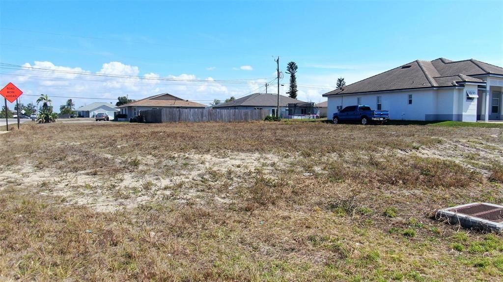 Activo con contrato: $80,000 (0.27 acres)