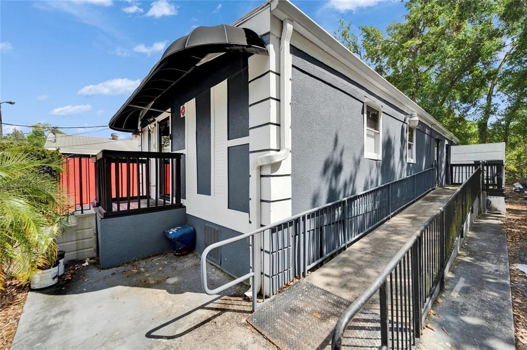 En Venta: $850,000 (2 camas, 2 baños, 1832 Pies cuadrados)