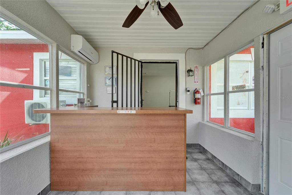 En Venta: $850,000 (2 camas, 2 baños, 1832 Pies cuadrados)