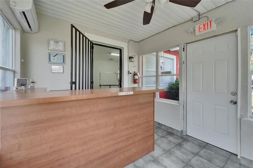En Venta: $850,000 (2 camas, 2 baños, 1832 Pies cuadrados)