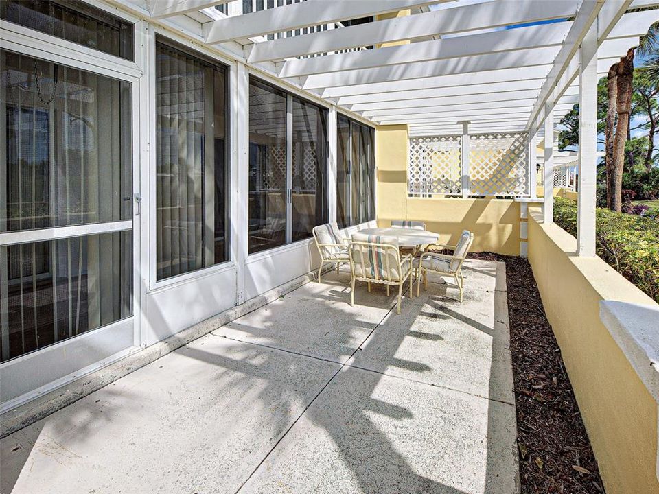 待售: $229,900 (2 贝兹, 2 浴室, 1110 平方英尺)