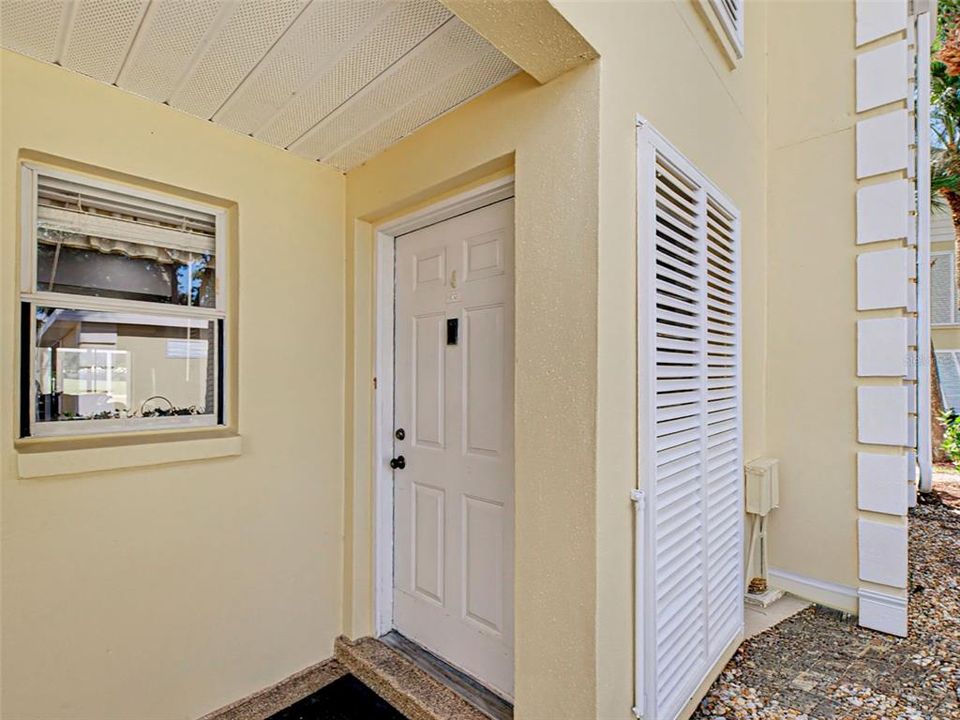 待售: $229,900 (2 贝兹, 2 浴室, 1110 平方英尺)