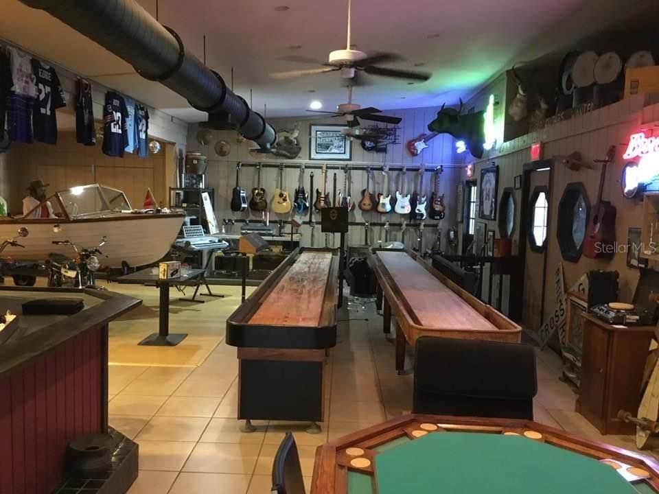 Activo con contrato: $550,000 (0 camas, 0 baños, 6900 Pies cuadrados)