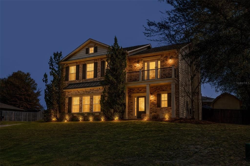 For Sale: $389,900 (4 beds, 2 baths, 2757 Square Feet)