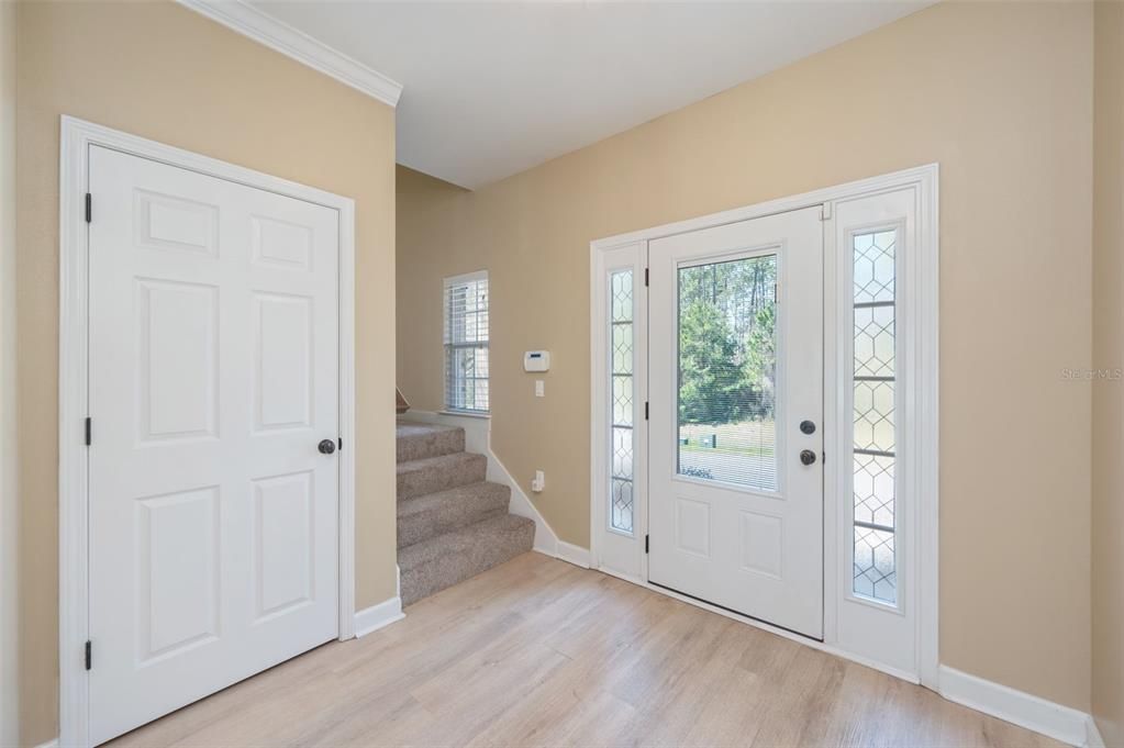 For Sale: $389,900 (4 beds, 2 baths, 2757 Square Feet)