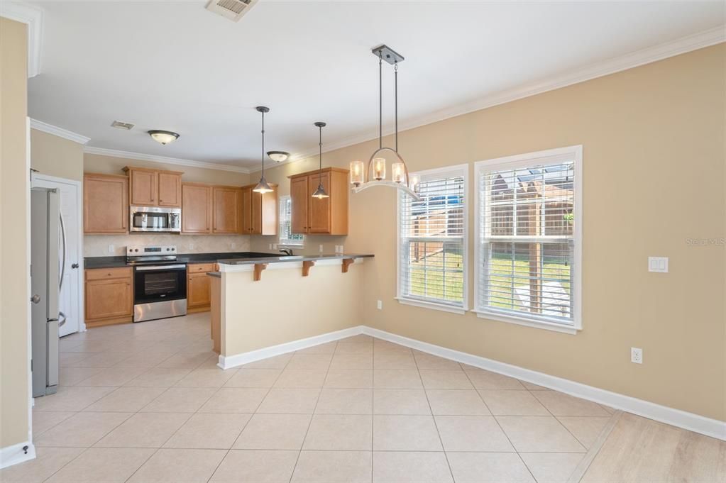For Sale: $389,900 (4 beds, 2 baths, 2757 Square Feet)