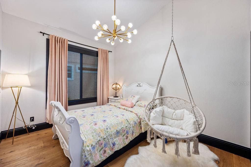 Active With Contract: $810,000 (4 beds, 2 baths, 1883 Square Feet)