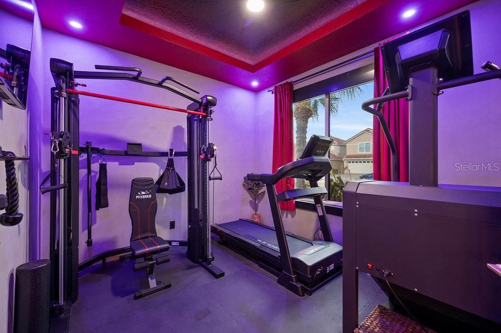 Active With Contract: $810,000 (4 beds, 2 baths, 1883 Square Feet)