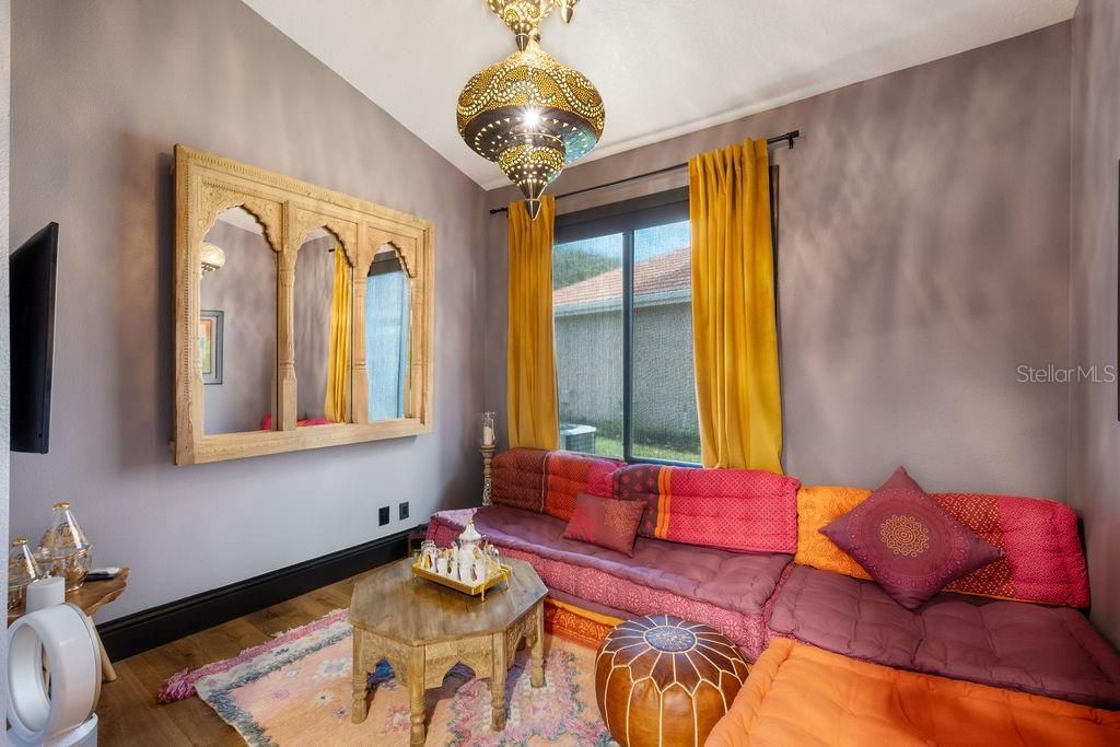 Active With Contract: $810,000 (4 beds, 2 baths, 1883 Square Feet)