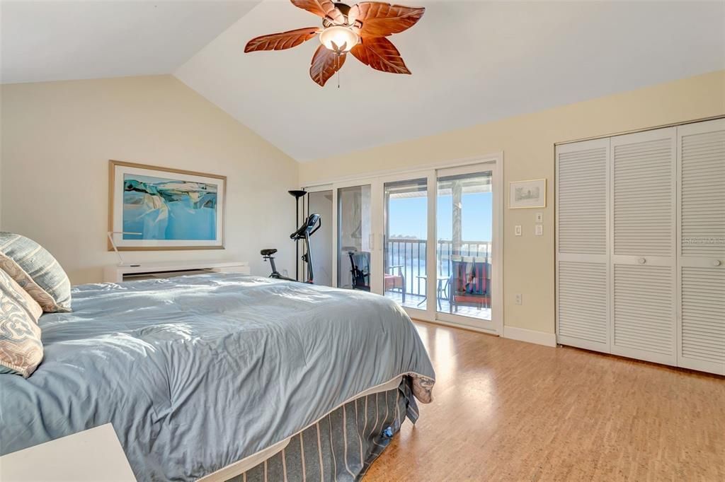 Active With Contract: $1,350,000 (3 beds, 2 baths, 1982 Square Feet)
