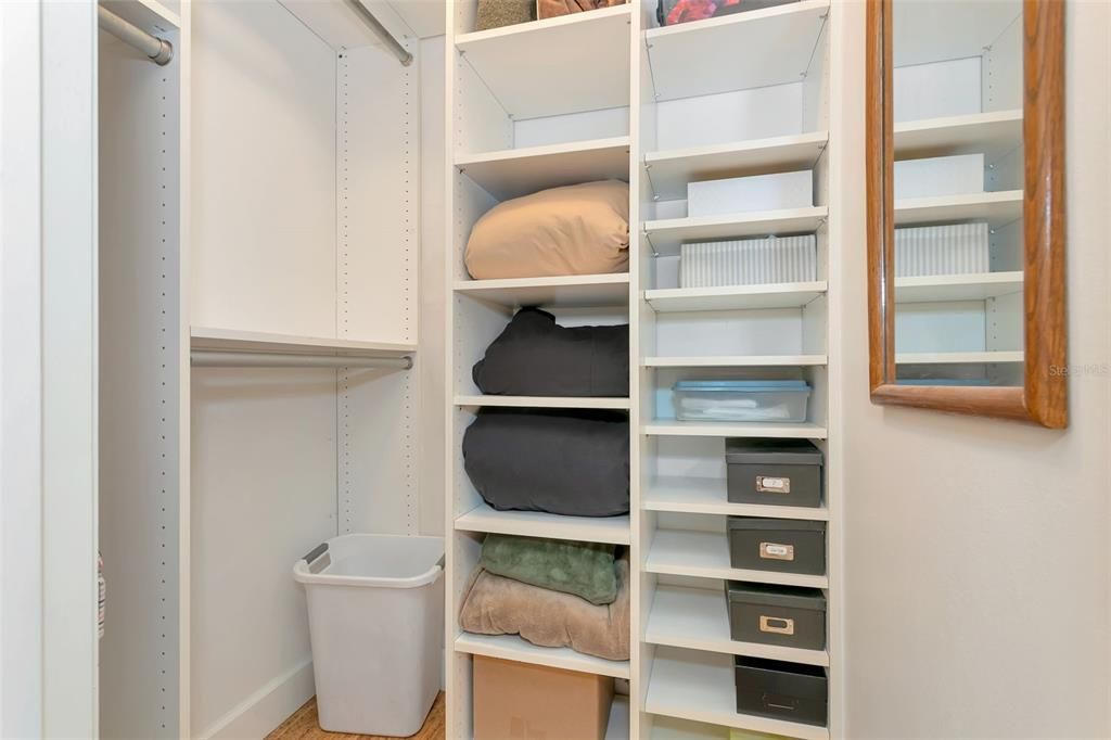 Active With Contract: $1,350,000 (3 beds, 2 baths, 1982 Square Feet)