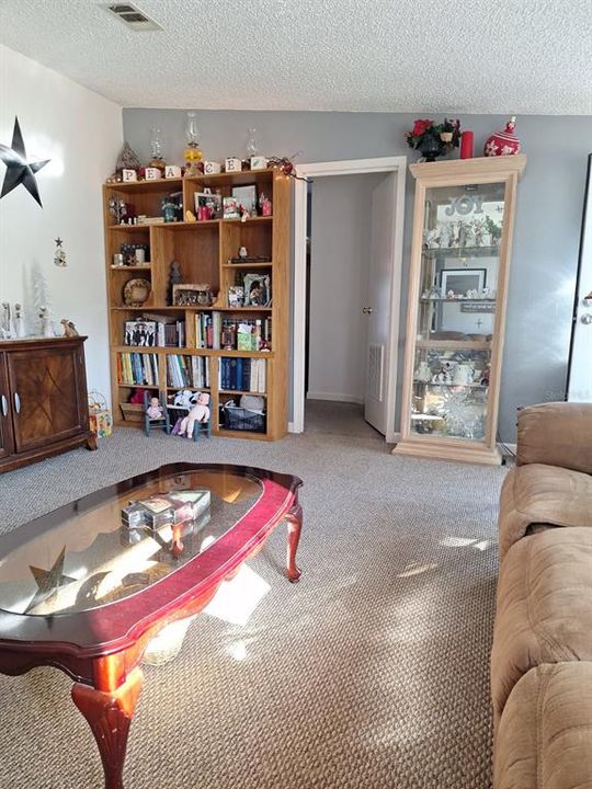 For Sale: $189,000 (3 beds, 2 baths, 1440 Square Feet)