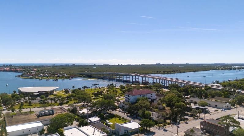 Activo con contrato: $405,990 (3 camas, 2 baños, 1876 Pies cuadrados)