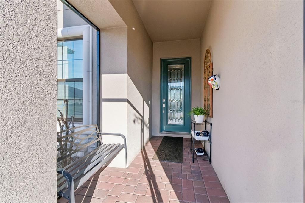 Activo con contrato: $488,500 (4 camas, 3 baños, 2406 Pies cuadrados)