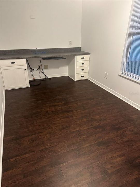 For Rent: $2,892 (3 beds, 2 baths, 2479 Square Feet)