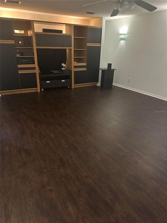 For Rent: $2,892 (3 beds, 2 baths, 2479 Square Feet)