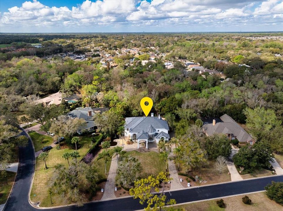Vendido Recientemente: $1,479,500 (4 camas, 4 baños, 6175 Pies cuadrados)