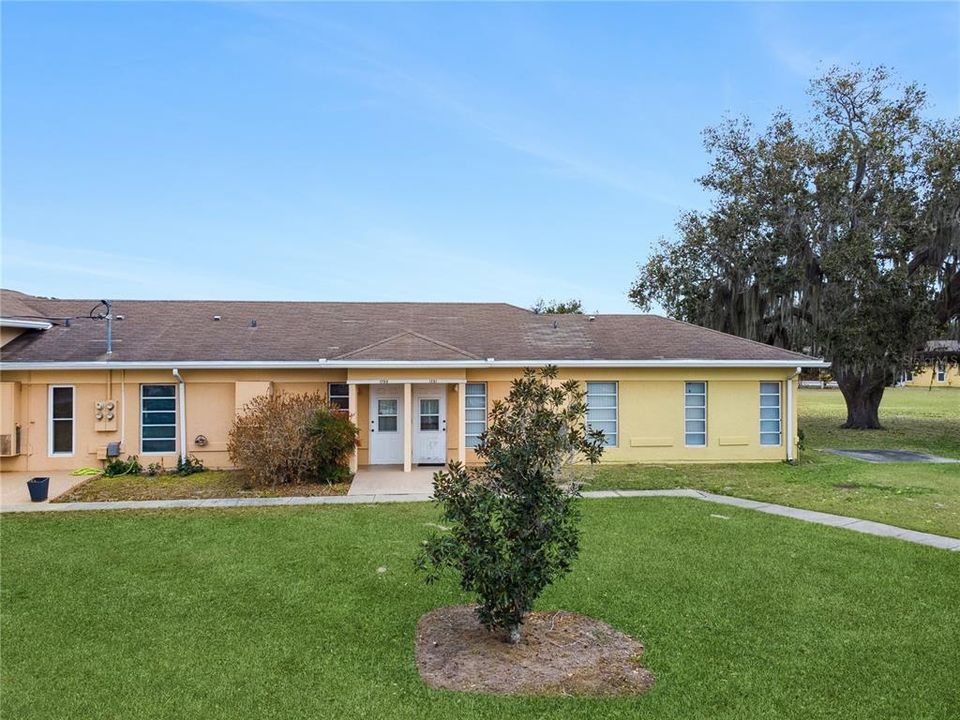 For Sale: $85,000 (1 beds, 1 baths, 648 Square Feet)