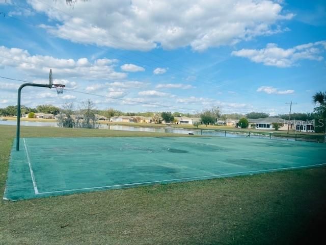 For Sale: $85,000 (1 beds, 1 baths, 648 Square Feet)