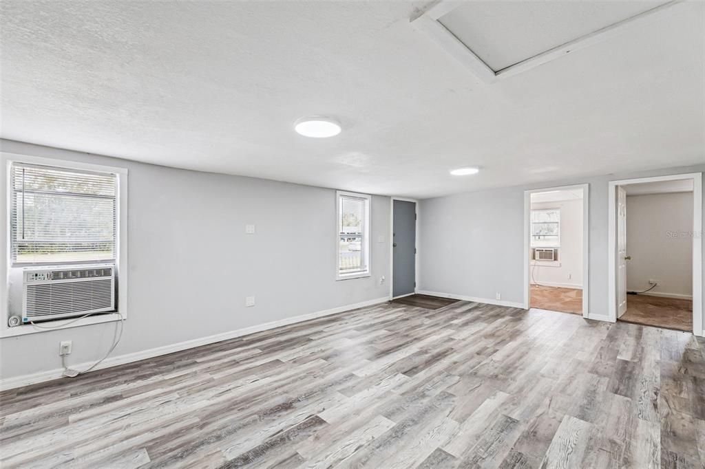 For Sale: $195,000 (0 beds, 0 baths, 1384 Square Feet)