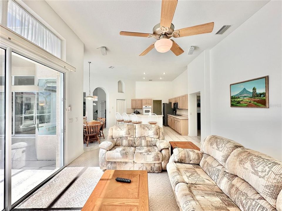 Active With Contract: $465,000 (4 beds, 3 baths, 2642 Square Feet)