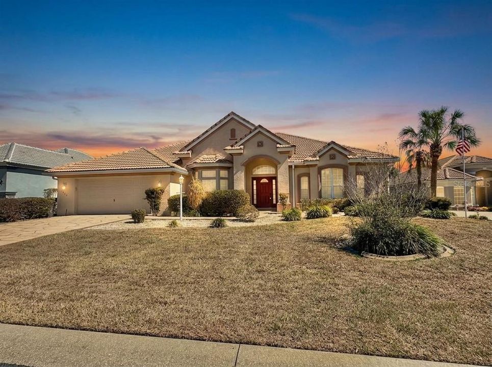 Active With Contract: $465,000 (4 beds, 3 baths, 2642 Square Feet)
