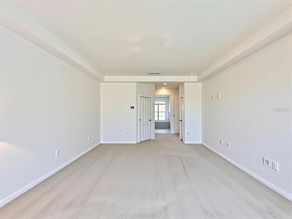 Active With Contract: $465,000 (4 beds, 3 baths, 2642 Square Feet)