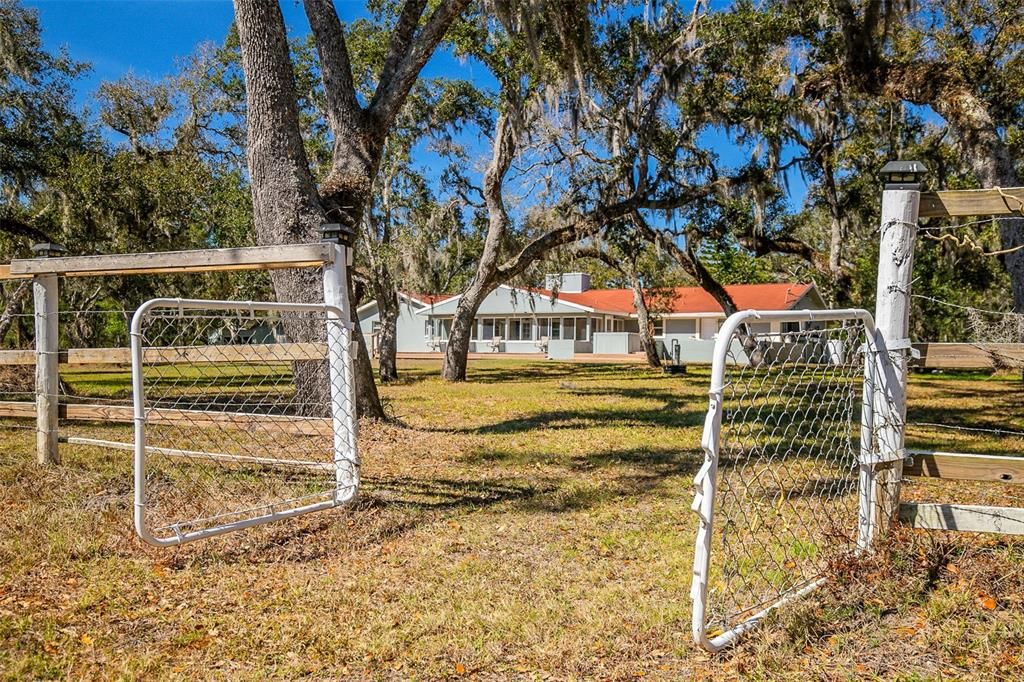 Active With Contract: $825,000 (6 beds, 4 baths, 3777 Square Feet)