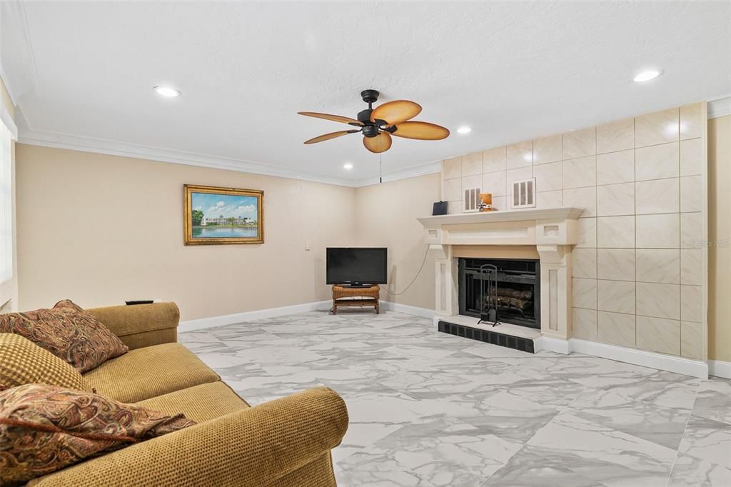 Active With Contract: $825,000 (6 beds, 4 baths, 3777 Square Feet)