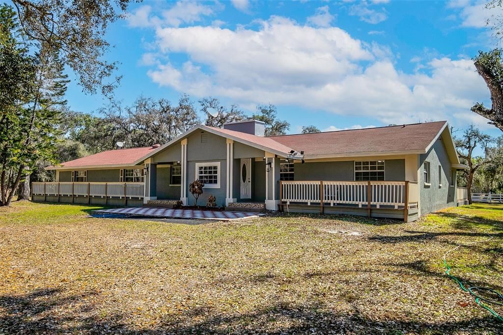 Active With Contract: $825,000 (6 beds, 4 baths, 3777 Square Feet)