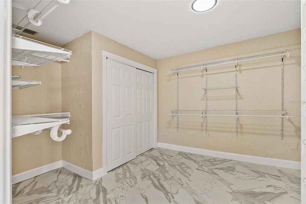 Active With Contract: $825,000 (6 beds, 4 baths, 3777 Square Feet)
