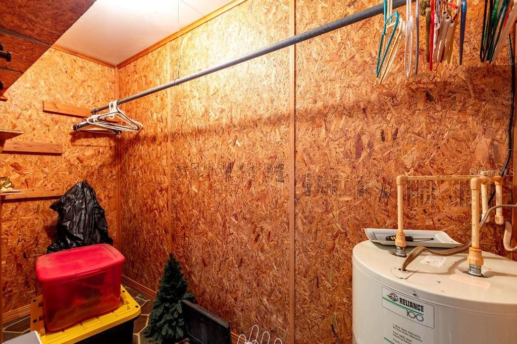 На продажу: $300,000 (2 спален, 3 ванн, 1560 Квадратных фут)