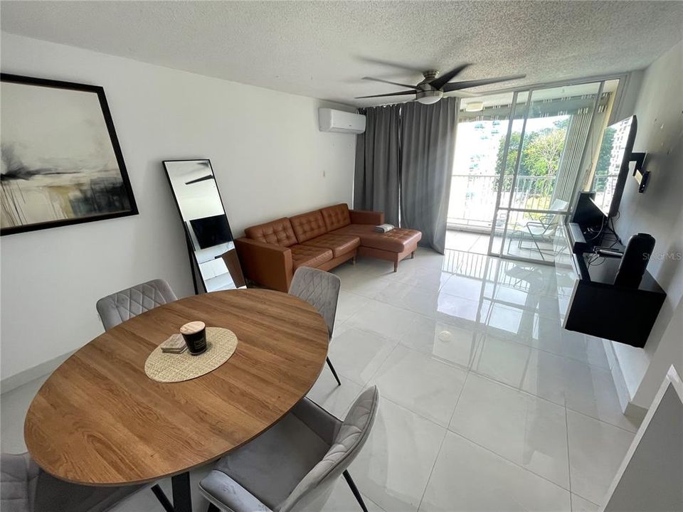 En Renta: $1,700 (2 camas, 2 baños, 1024 Pies cuadrados)