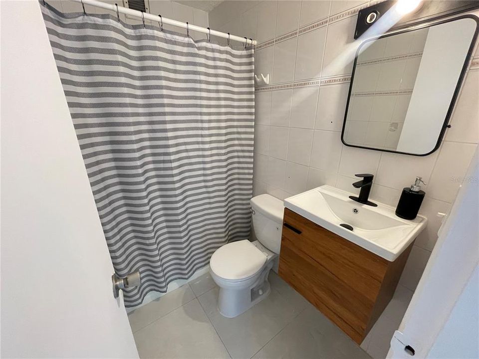 En Renta: $1,700 (2 camas, 2 baños, 1024 Pies cuadrados)