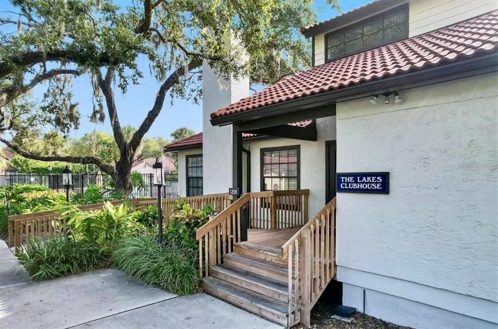 En Venta: $1,045,900 (5 camas, 3 baños, 3037 Pies cuadrados)